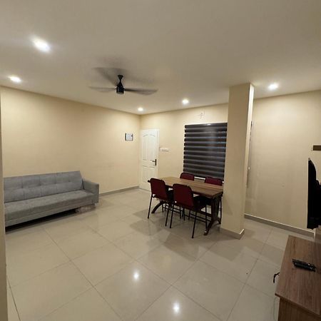 Heres Haut Residency Kochi Buitenkant foto