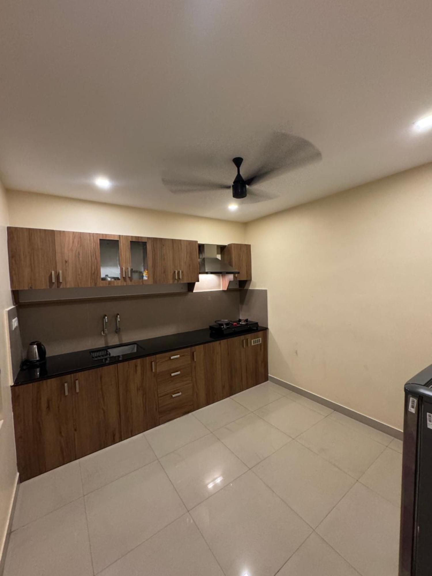 Heres Haut Residency Kochi Buitenkant foto